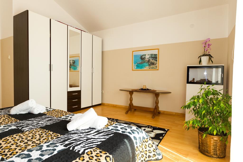 Apartments Villa Orange Zadar Dış mekan fotoğraf